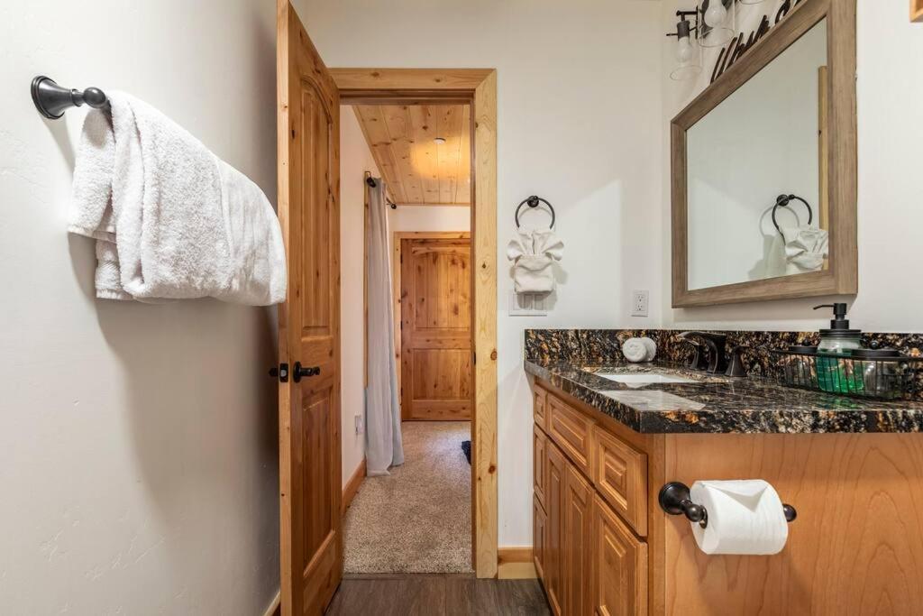 Modern Family Cabin Mins To Lake, Slopes & Hikes Big Bear City Zewnętrze zdjęcie
